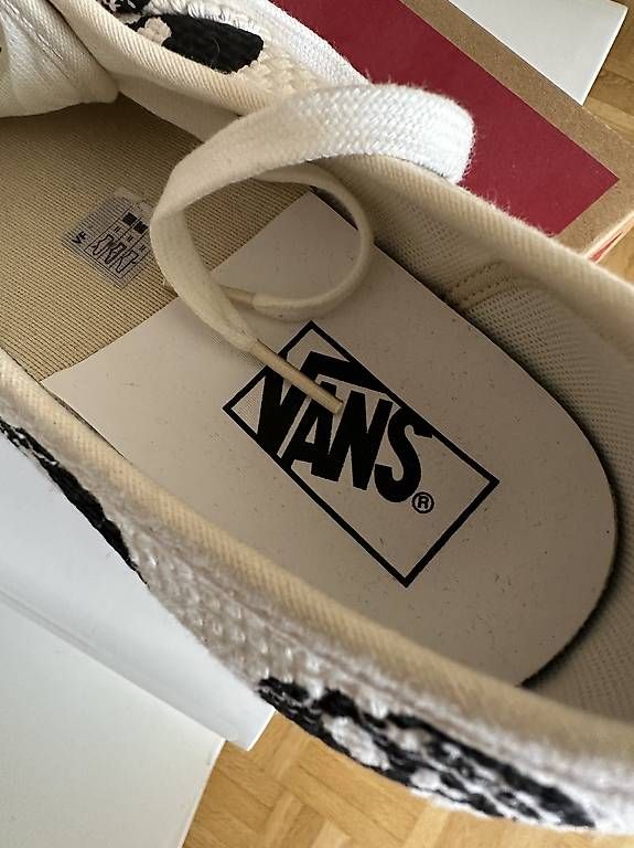 Vans Scarpe da uomo: Vans Skulls , Herrenschuhe 43 – Usato da Zürich venduto da Vtrende 1