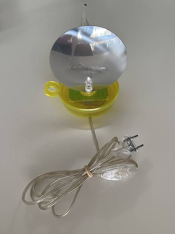 Flos Lampade: FLOS B.L.O. Nachttischlampe (Marcel Wanders) – Usato da Schwerzenbach venduto da WorldBuzz 2