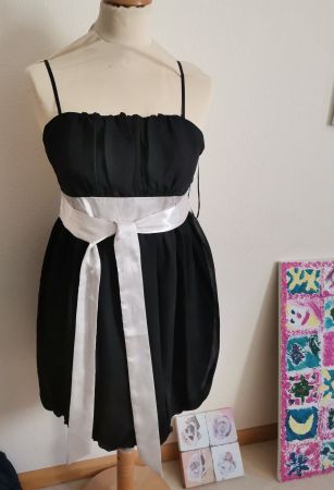 CocktailKleid Neu Gr. S