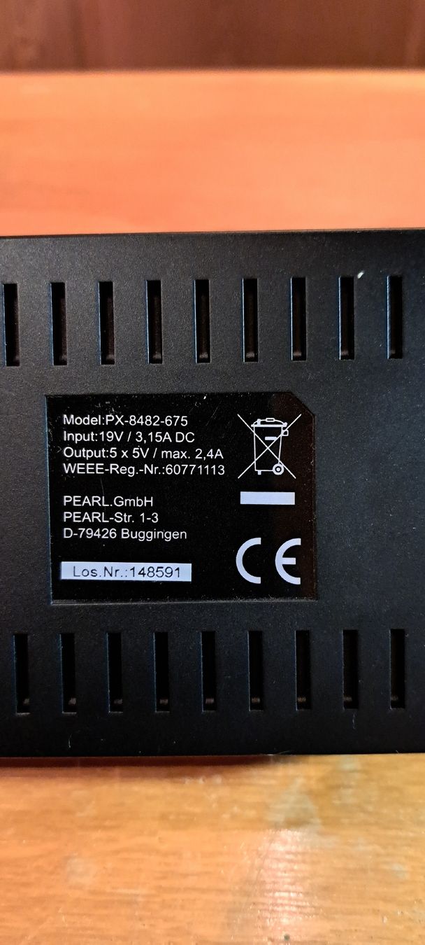 Ladegeräte: 5-Port-USB-Profi-Ladestation – Neu (gemäss Beschreibung) aus Langnau i. E. von Ernstlemann 2