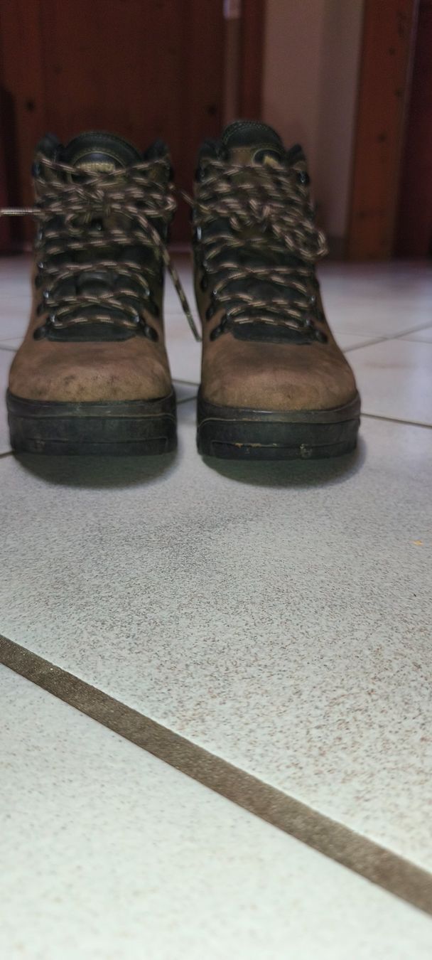 Meindl Scarpe da donna: Wanderschuhe Meindl Gr. 41 Gore-Tex – Usato da Märstetten venduto da Stamy01 1
