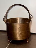 Antiker Dreibein Kessel Kübel aus Bronze sehr schwer!