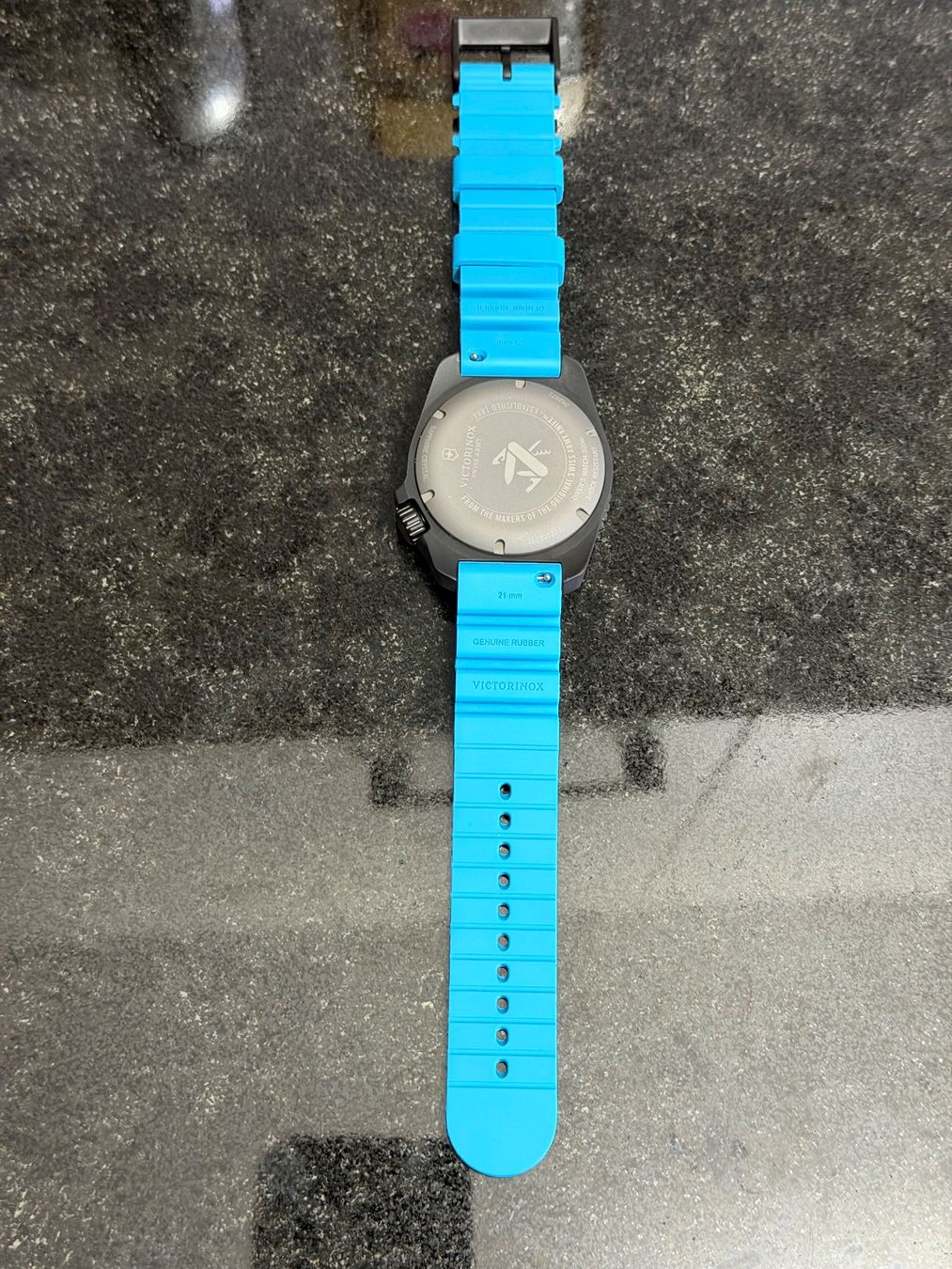 Victorinox Montres: Victorinox DIVE PRO AUTOMATIC – D'occasion à Reconvilier par SwissGoldMen 4