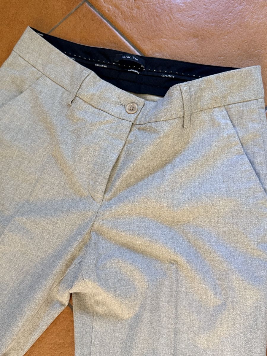 Pantalons: Pantaloni eleganti Caractère  – Neuf (Voir description) à Bellinzona par bul_mvy5 1