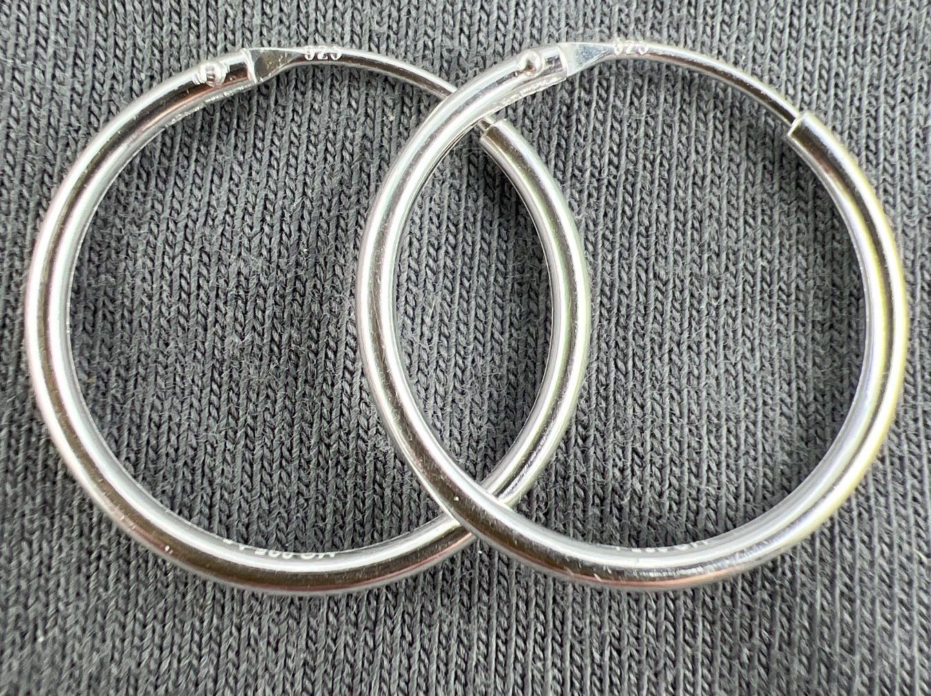 Boucles d'oreille: Creolen 925 Silber – D'occasion à Niederuzwil par leo_8857