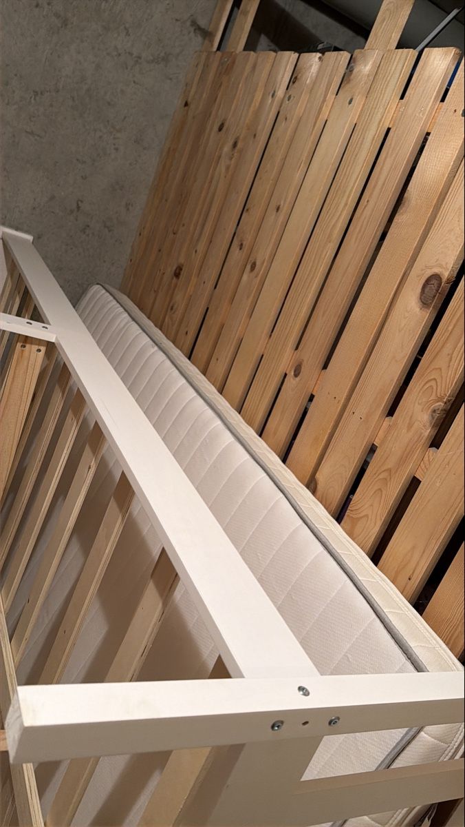 Letti: 120cm Bett+Matratze – Usato da Bern venduto da xeb_5gsy