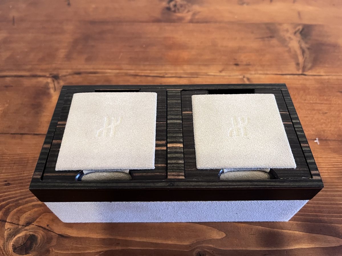 Altro in Decorazioni & Accessori: Hublot présentoir pour 2 montres – Usato da Corjolens venduto da san_kyv9 4
