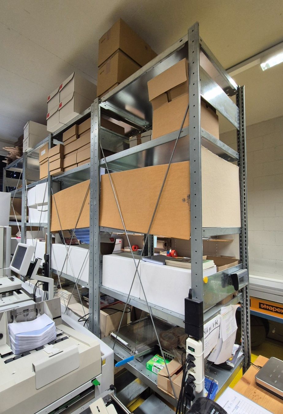 Scaffali: Fachbodenregale, Steckregale Metall – Usato da Ins venduto da SCM_BV_CH 3