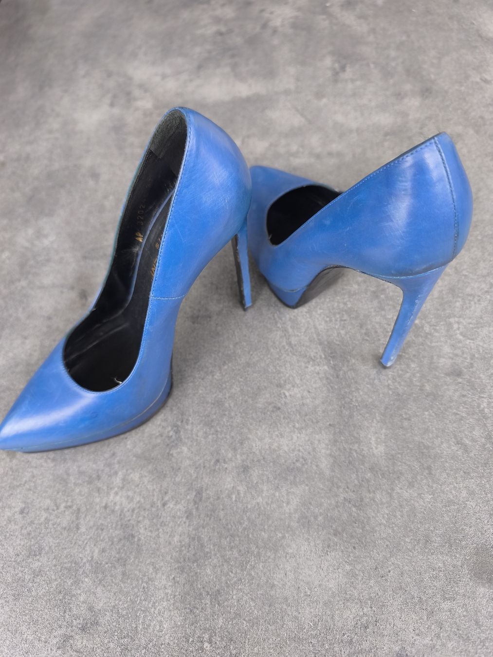 Saint Laurent Scarpe da donna: Saint Laurent Pumps Grösse 37 – Usato da volketswil venduto da Kaufenix 1