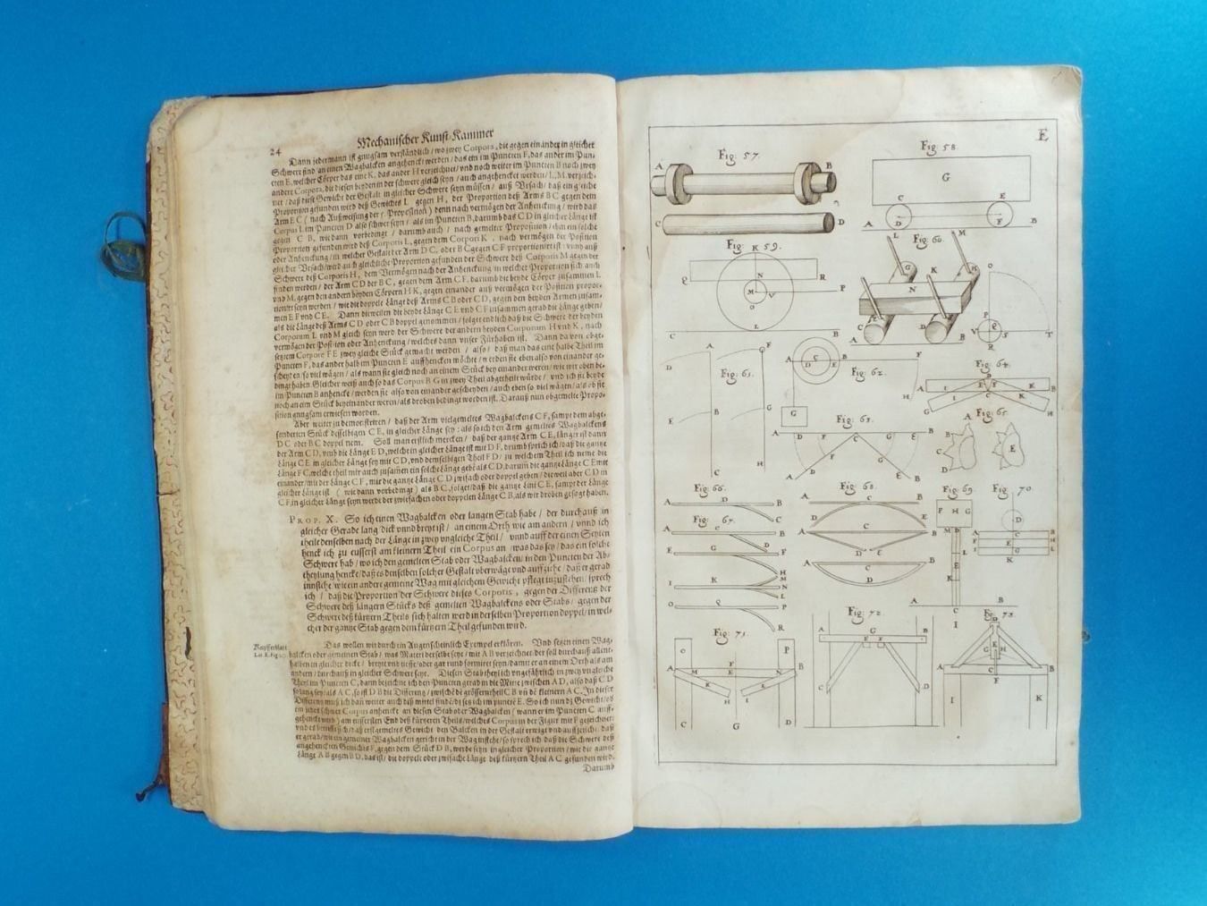 Bücher: Antikes Mechanik Buch von 1629 – Defekt aus Zug von Maxbaum 1