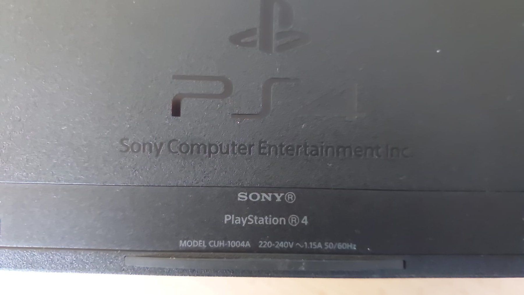 Sony Konsolen: PS4 – Gebraucht aus Henggart von Jan073 1