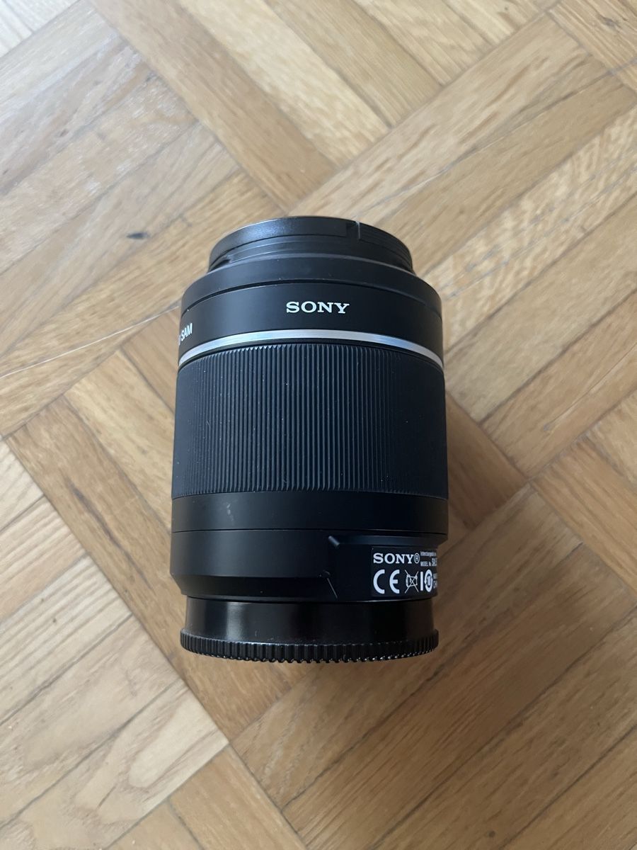 Sony Objektive: Sony Objektiv A-Mount – Gebraucht aus Kloten von Wr1964