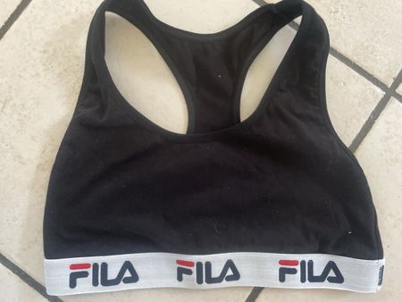 Schwarzer Fila Sport BH Gr.146/152/M, Neu