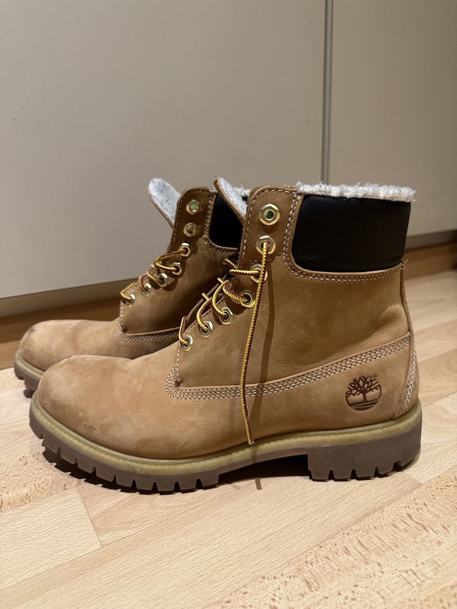 Timberland Scarpe da uomo: Timberland 6IN Warmlinedboot Nubuck Gr. 43,5 Waterproof – Usato da Uetendorf venduto da Gar_9pvy 1