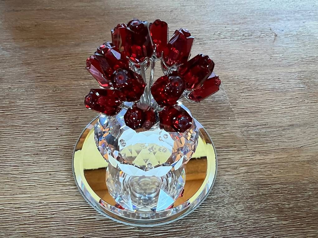 Swarovski Tutte le decorazioni: Swarovski - Bouquet de roses rouges SCS – Nuovo e nell'imballaggio originale da Pensier venduto da motofan99 2