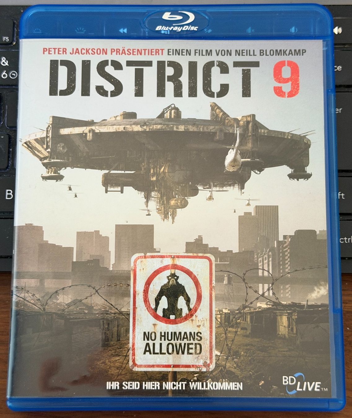 Tutti i DVDs: District 9 (2009) - Blu-ray – Usato da Semsales venduto da __Florian__ 1