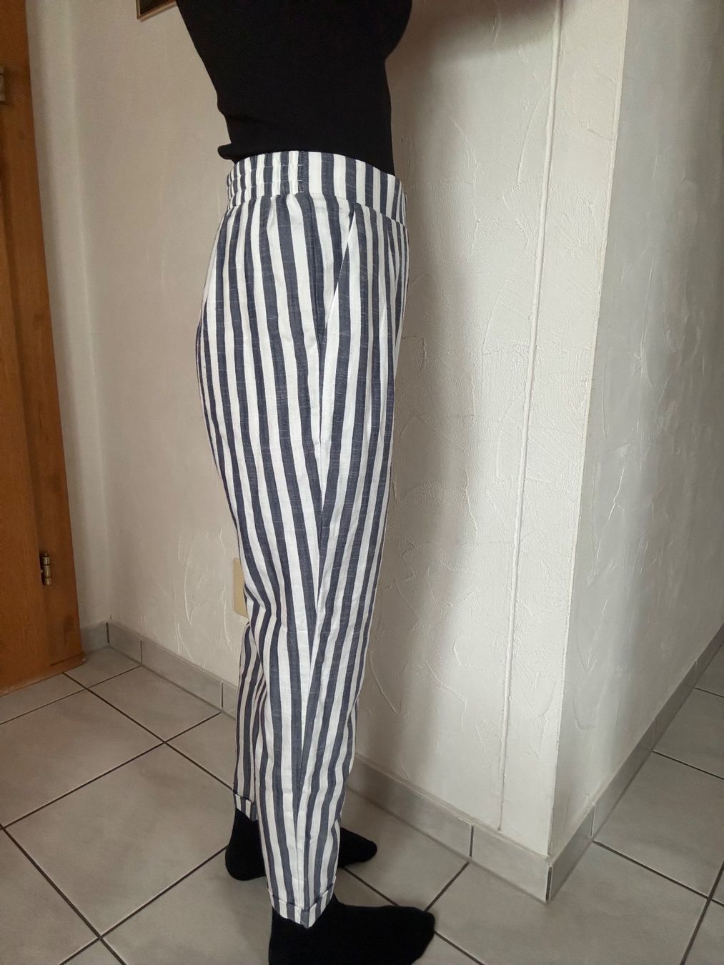 Stradivarius Pantaloni: Gestreifte Sommerhose von Stradivarius, Gr. M – Usato da Hergiswil NW venduto da kaufe_bei_kaufmann 1