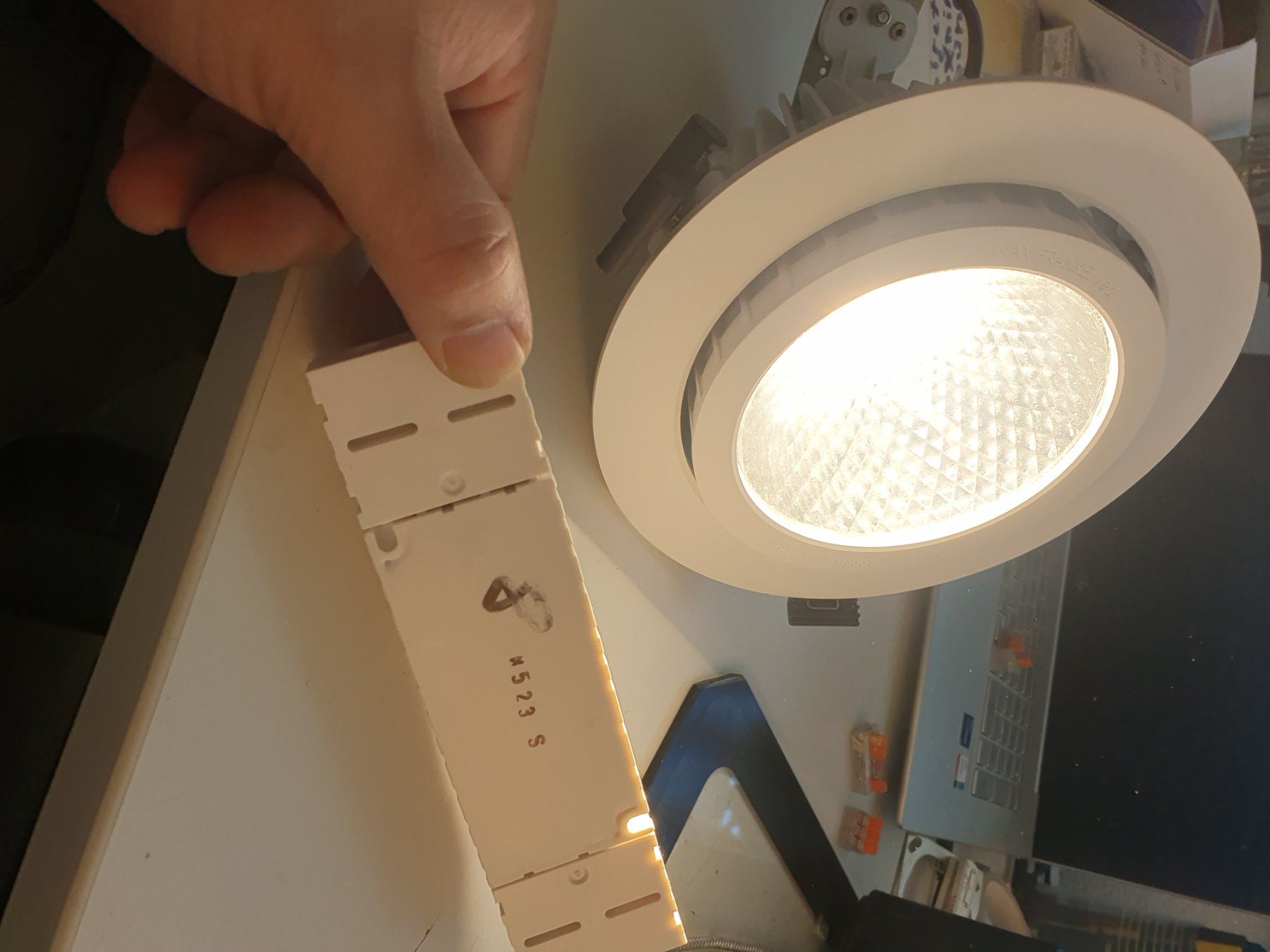Lampade: LED Deckeneinbauleuchte max franke rex110 Einbaustrahler Spo – Usato da Zürich venduto da eymen20 7