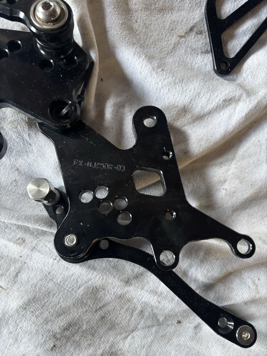 Tutti i ricambio per moto: Fussrasten – Difettoso da Schötz venduto da Harley35 1