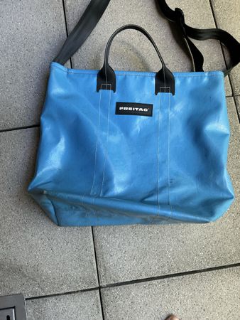 Freitag Tasche hellblau gebraucht 45cm x 35cm x 15cm