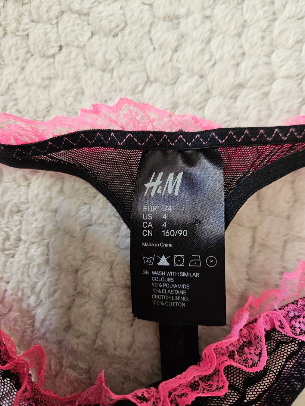 H&M Autres dessous: String Tanga – D'occasion à Blankenburg par kat_hx7f 1