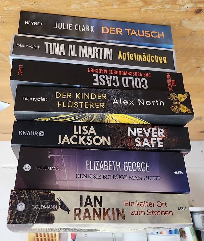 Libri: 7 Bücher diverse Autoren - neuwertig – Usato da Oberdorf SO venduto da Gigijs