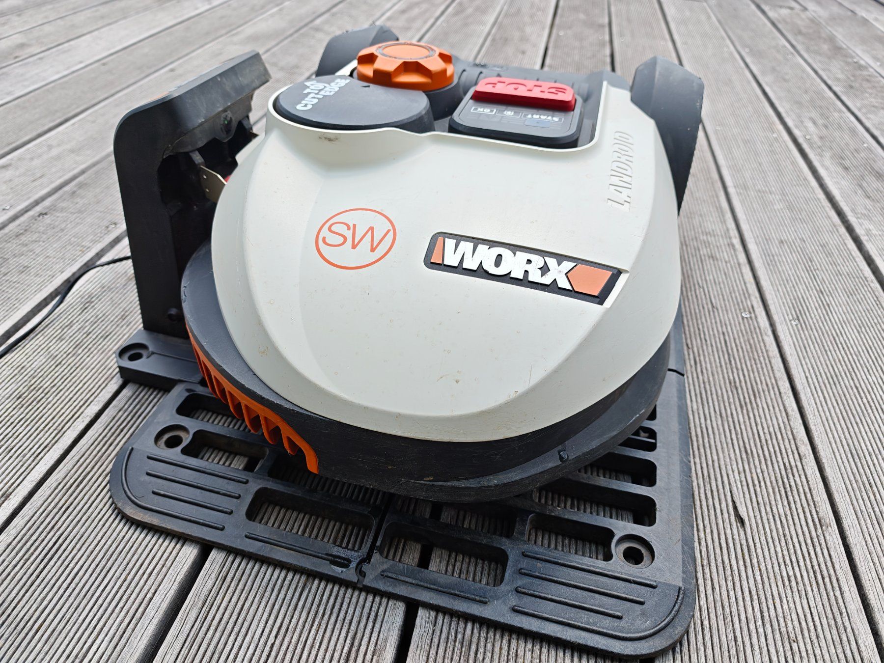 Worx Rasenmäher: Worx Landroid SM Rasenroboter – Defekt aus Oensingen von Herrmeyerhans 1