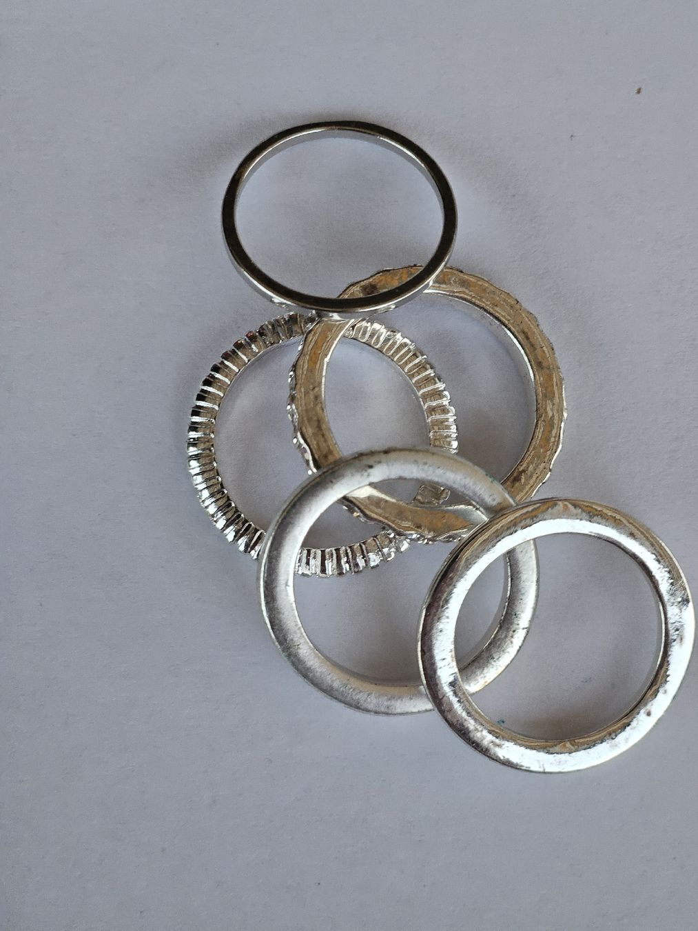 Anelli: Beisteck- Ringe 5er Set. Silberfarben – Usato da Zuzwil SG venduto da Martino1981 1