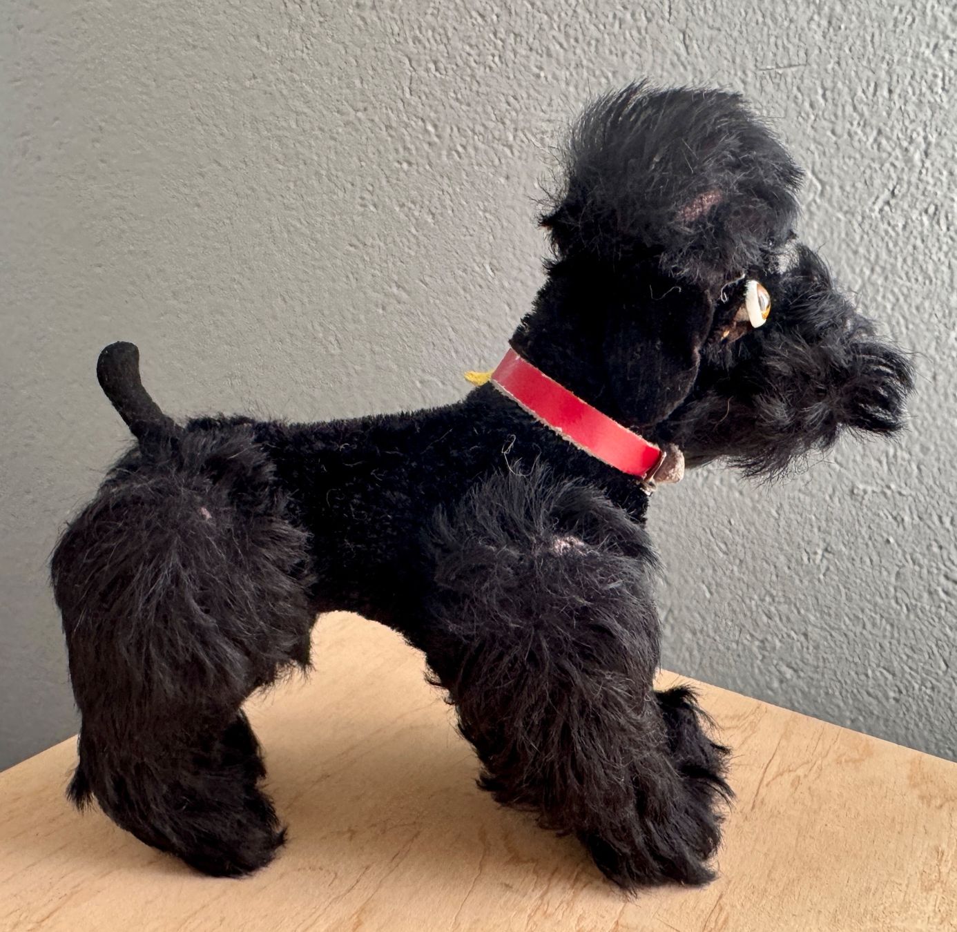 Jouets: Kleiner alter Plüsch Hund Steiff ??? – D'occasion à Rothrist par Luckywinner 4