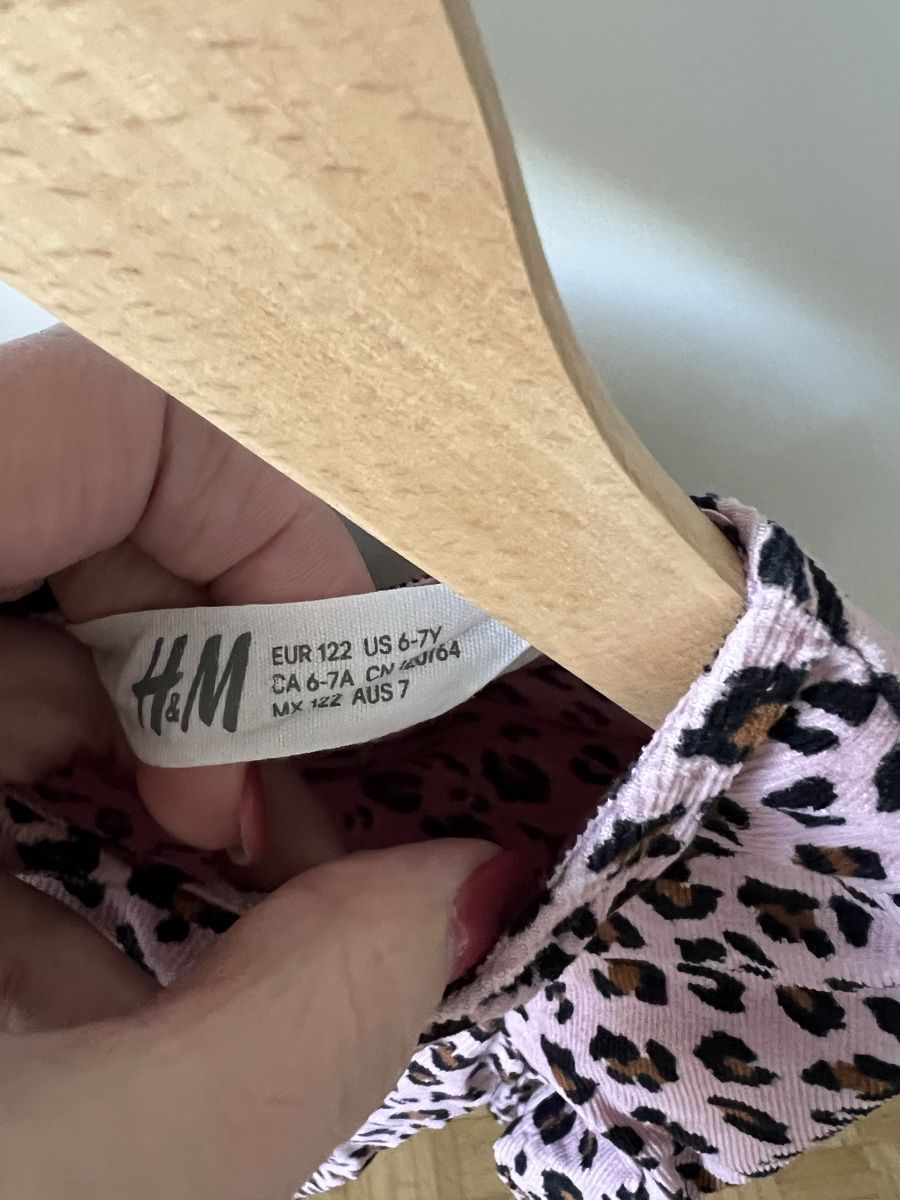 H&M Vestiti & Gonne: H&M Kleid Grösse 6-7 Jahre – Usato da Inwil venduto da Karenstone 1