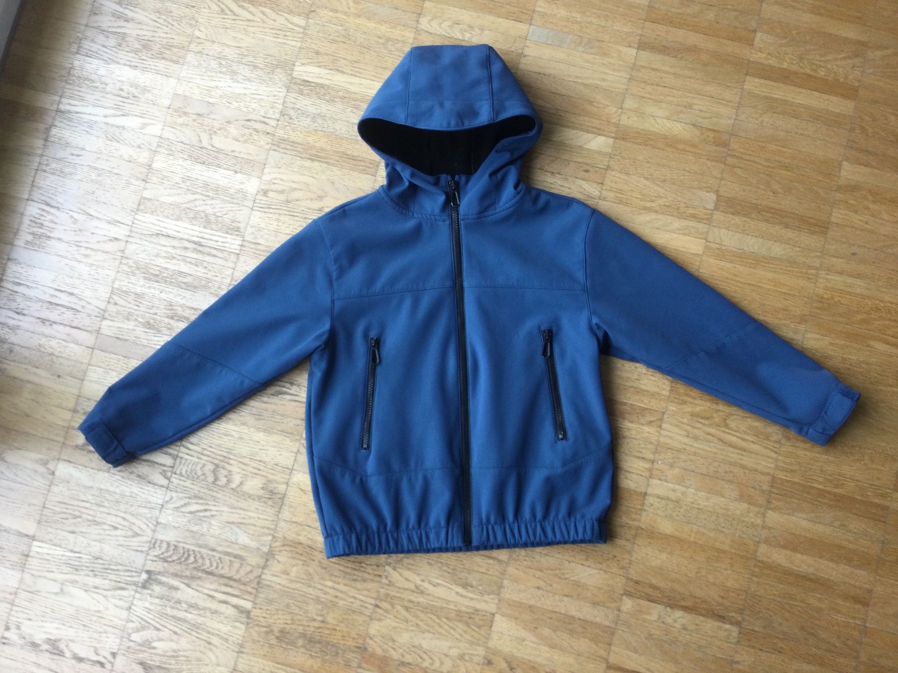 Zara Giacche & Cappotti: Mädchen Softshell Jacke, Gr 128 – Usato da Zürich venduto da ShadowVorlon
