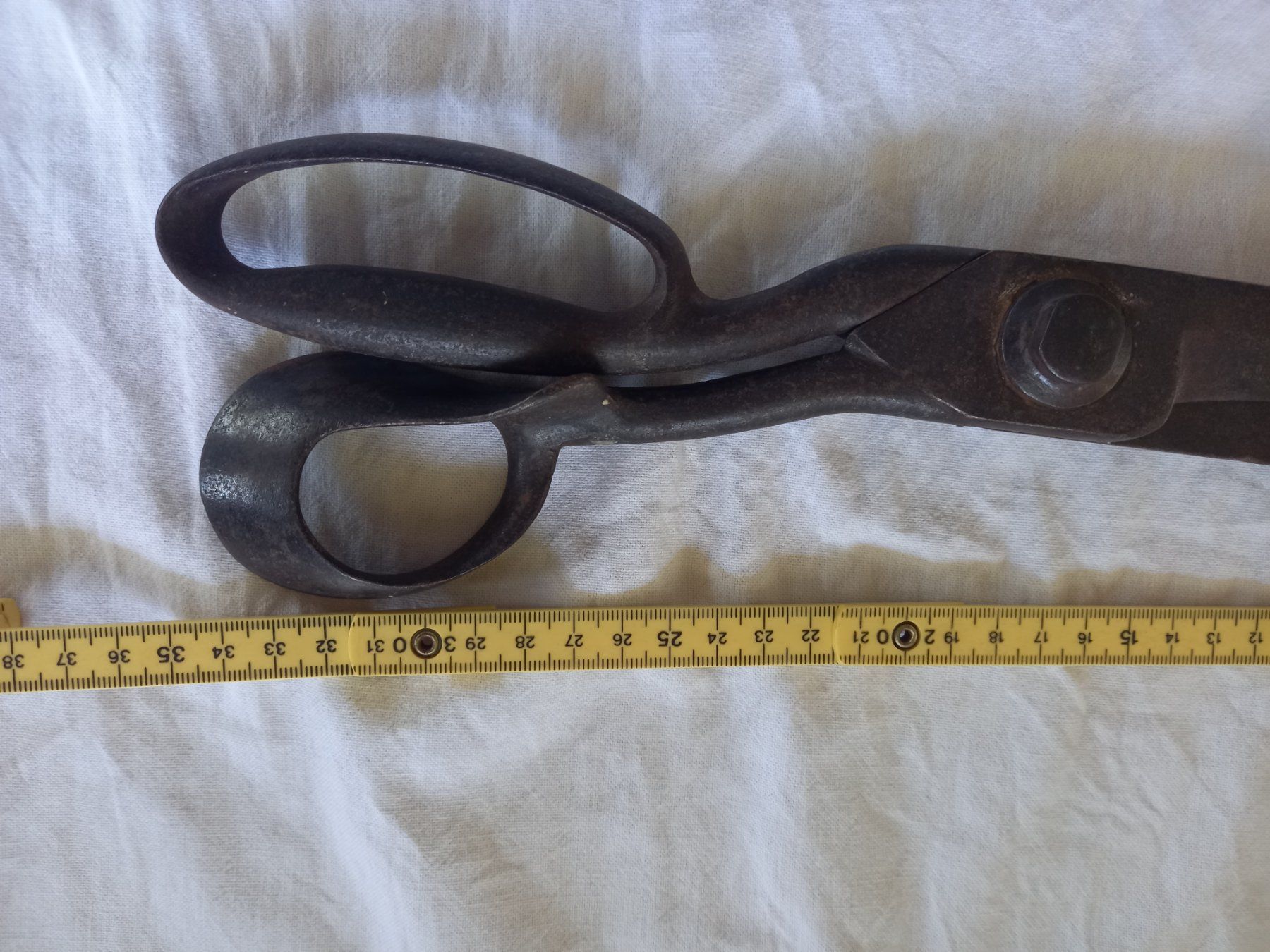 Tutti gli attrezzi: Ciseau de tailleur ancien en métal – Usato da Rossens FR venduto da Souris1 4