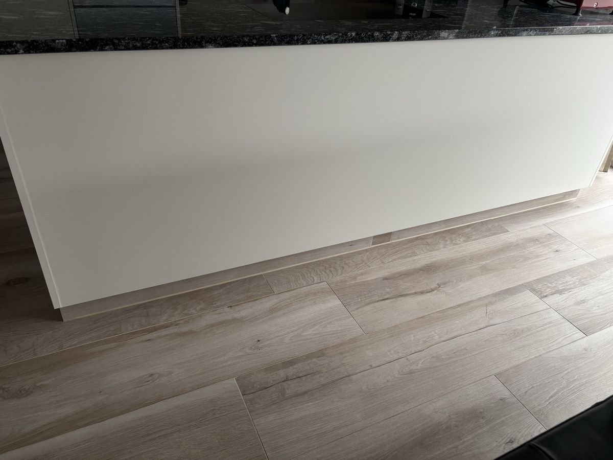 V-Zug Cucine complete: Kochinsel mit V-ZUG Geräten – Usato da Dottikon venduto da Guido240 4