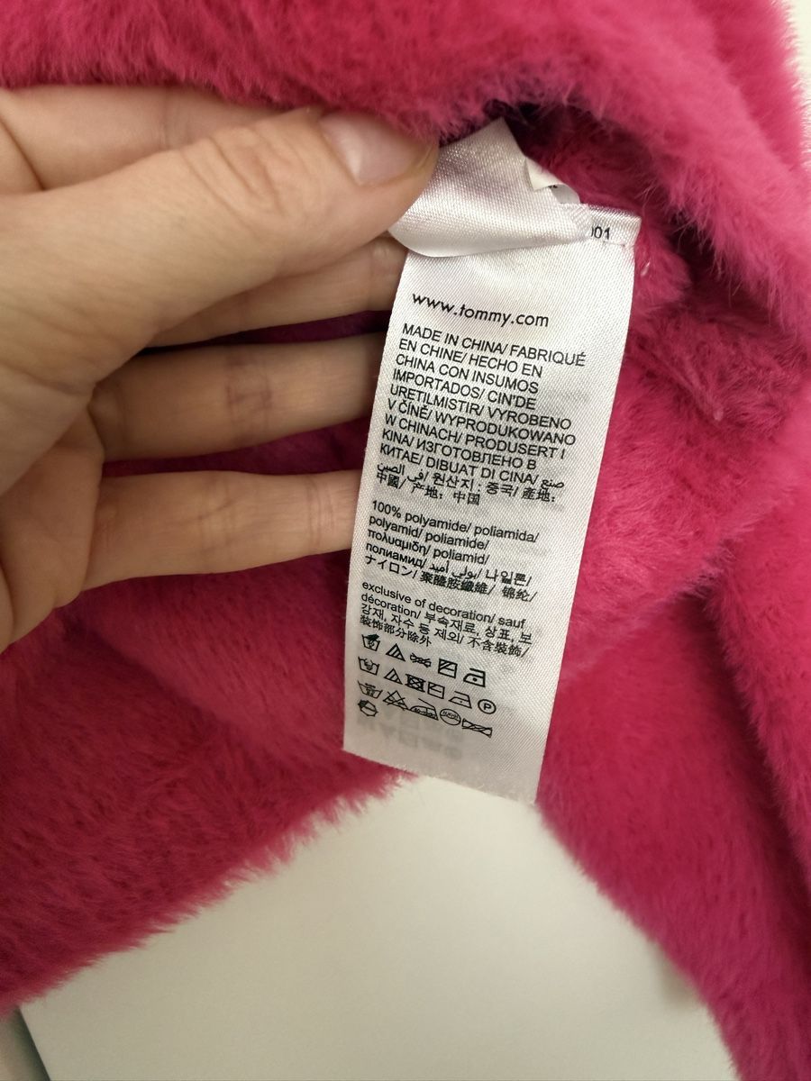 Tommy Hilfiger Maglioni & Felpe: Pull tout doux Tommy Hilfiger rose vif, taille 110! – Usato da Romanel-sur-Lausanne venduto da RitaPereira 2