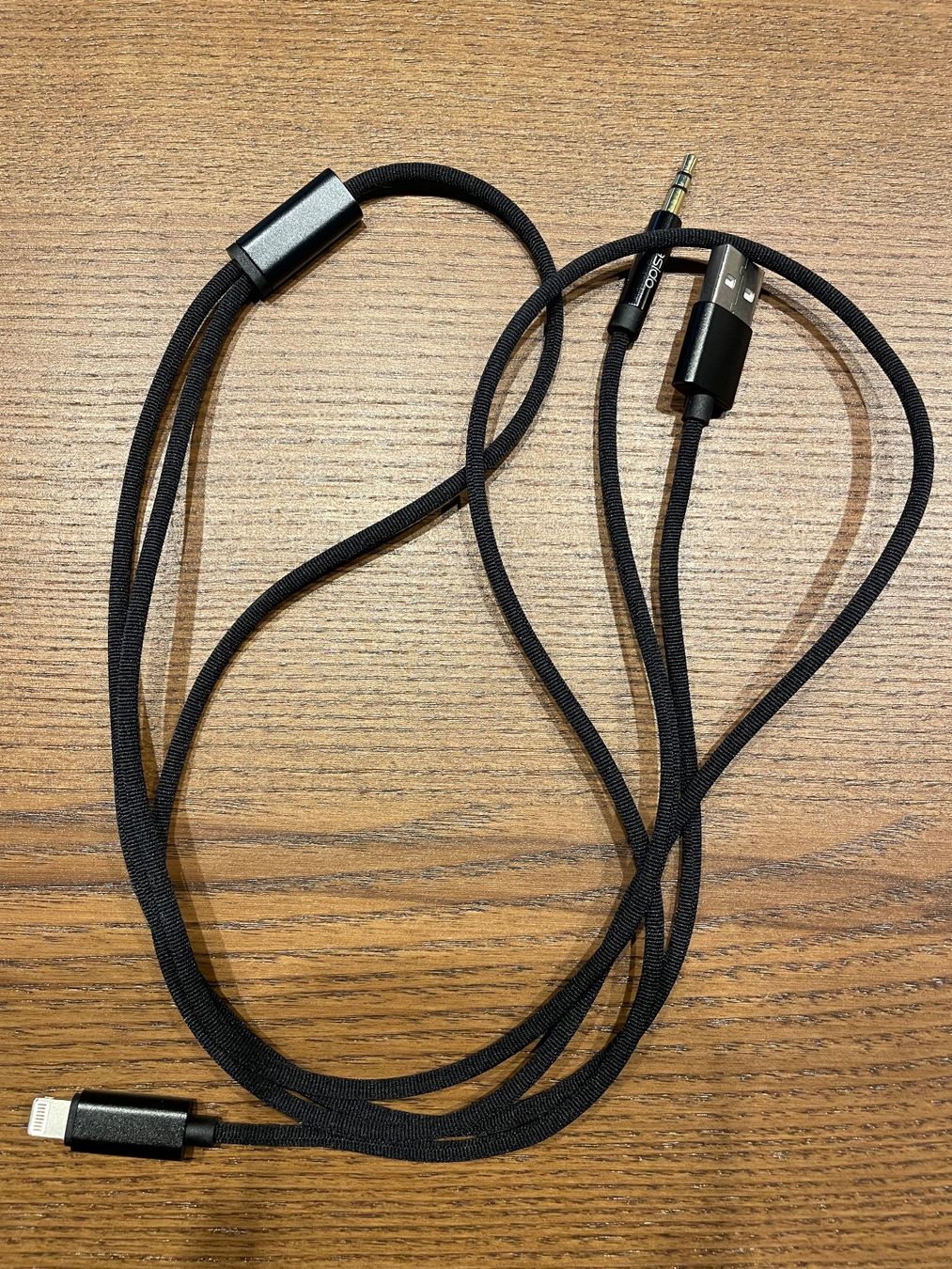 Unità & Adattatore: Yesido AUX Adapter (Lightning, Kopfhörer, USB-A) – Usato da Uster venduto da em_58td