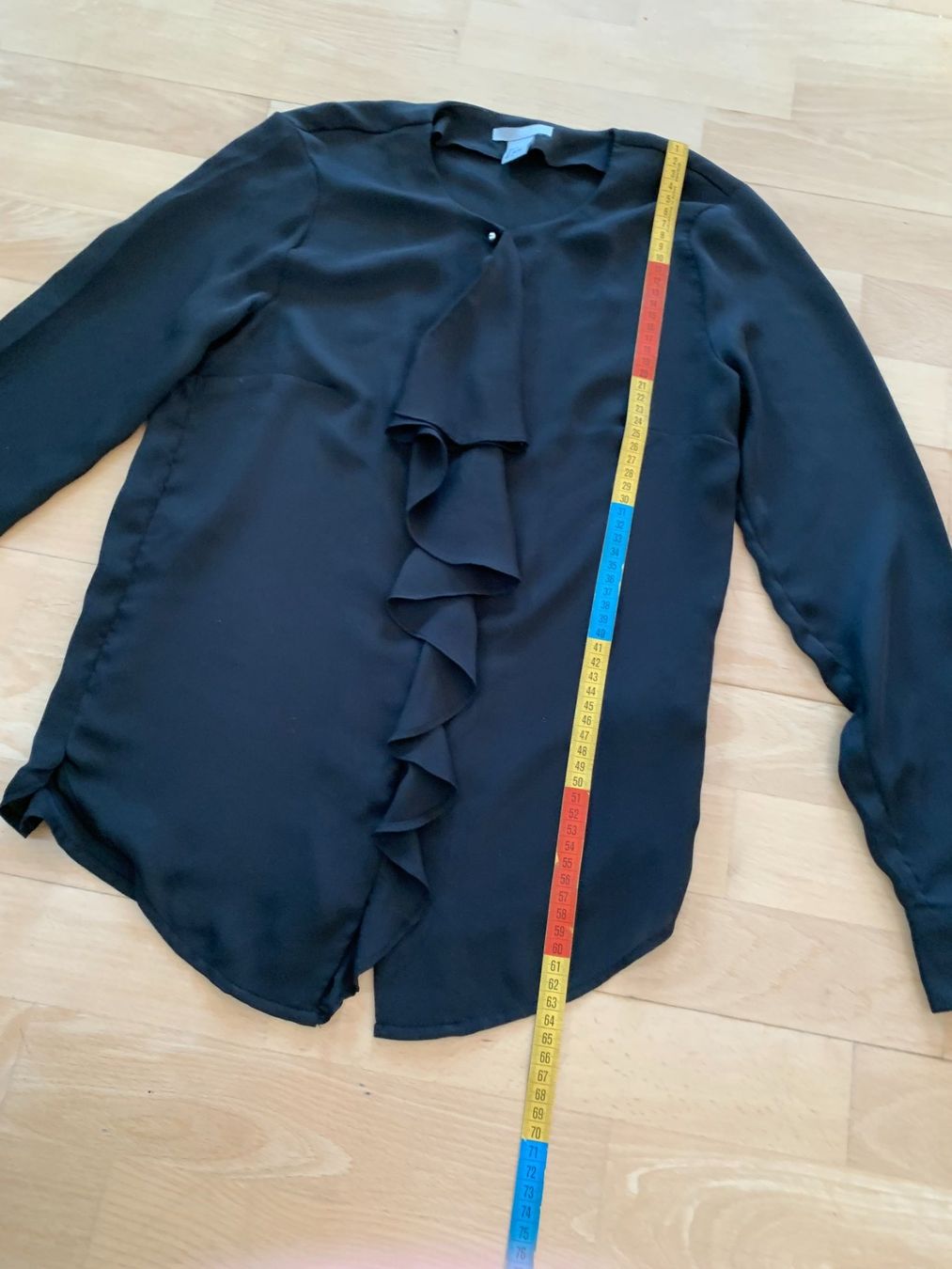 H&M Blusen: H&M Damen Bluse in Gr. 32, Schwarz – Neu (gemäss Beschreibung) aus Worb von farben20zauber 2