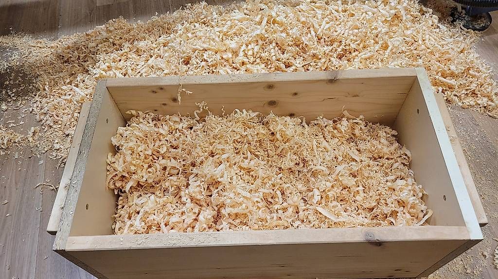 Articoli in legno: Arvenspäne (Zirbe) 35 lt. – Nuovo (secondo la descrizione) da Gamprin venduto da Holzkunst.