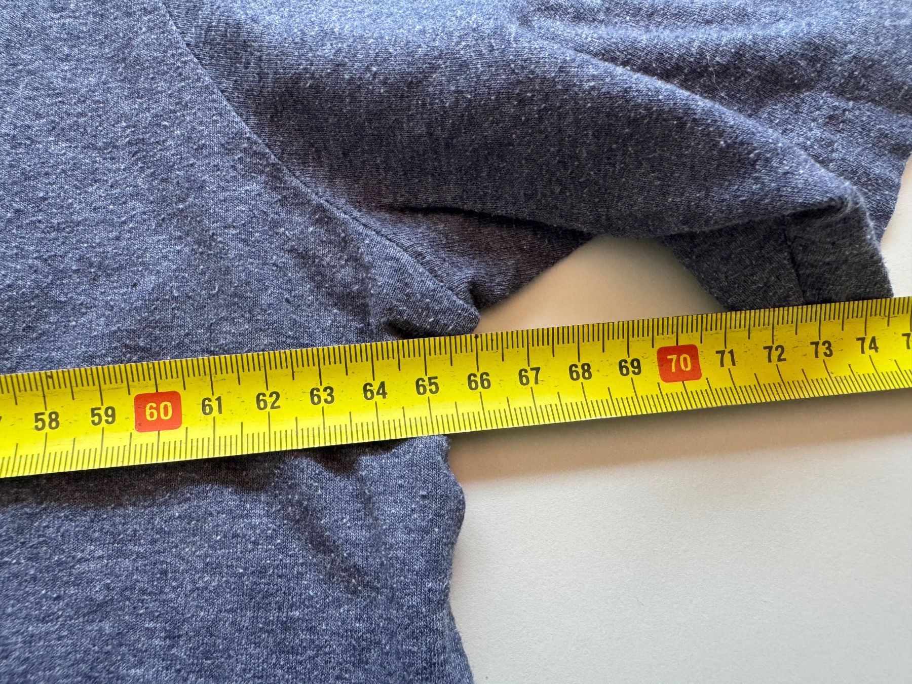 T-shirt: Captain America Marvel  MEN 2XL XXL – Usato da Neuchâtel venduto da _Easy_to_Find_ 6