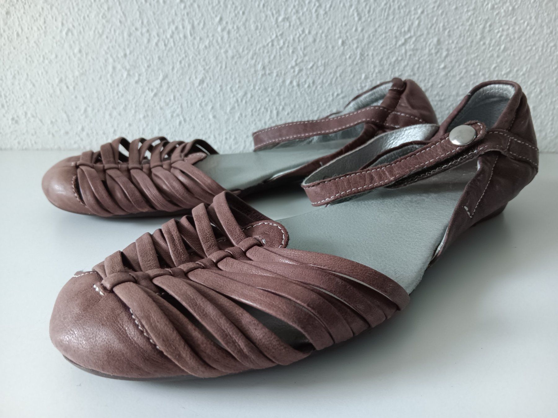 Scarpe da donna: PATAUGAS Chaussures / Schuhe pointure / Nummer 37 – Usato da Cossonay-ville venduto da Super-Price-Quality 2