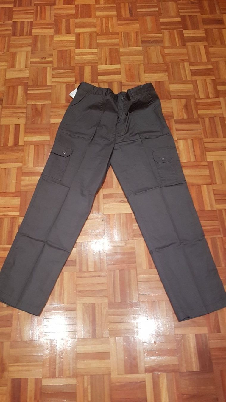 Pantaloni: Arbeitshose Gr. 48 – Nuovo e nell'imballaggio originale da Schöfflisdorf venduto da CrRG21