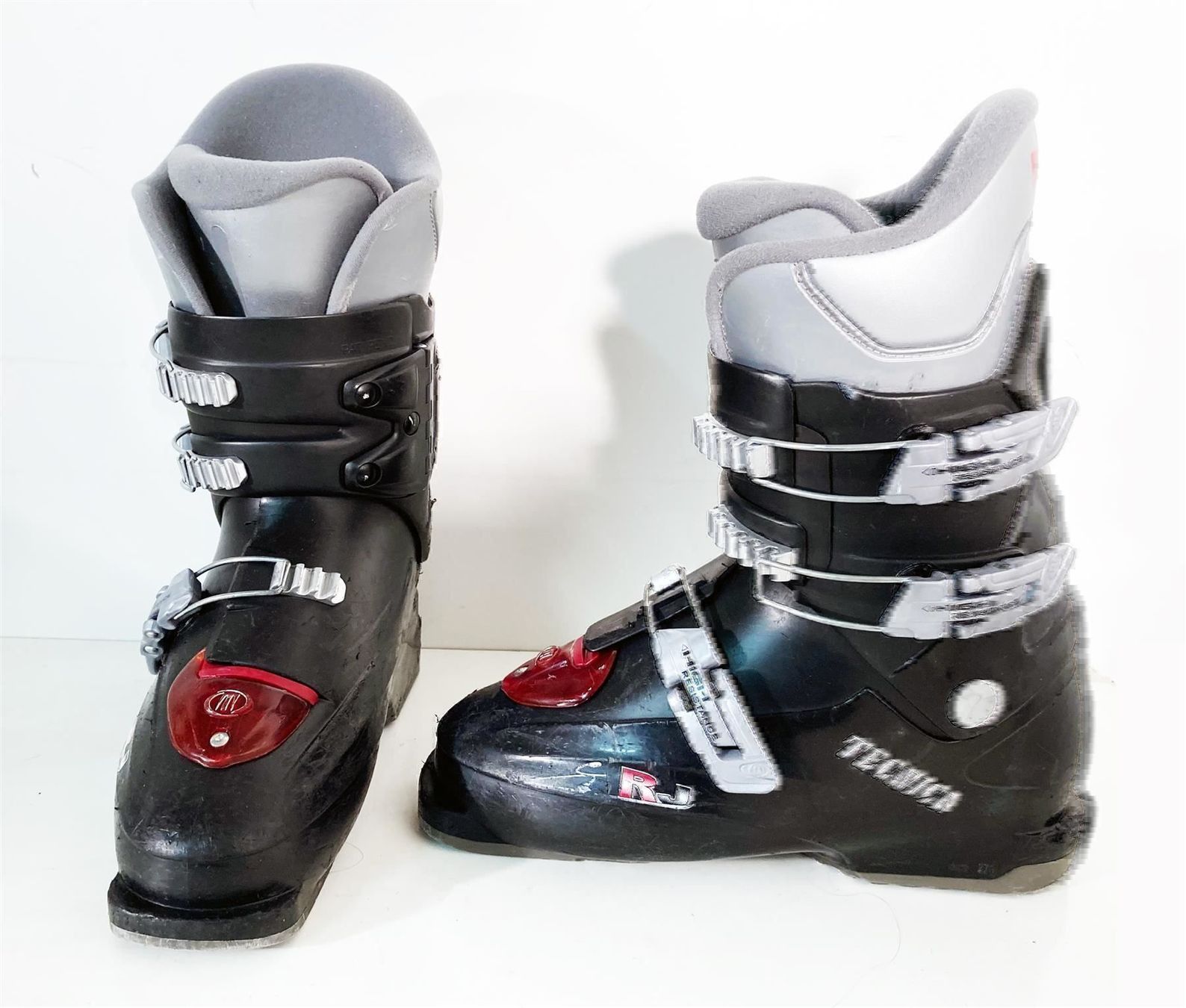 Scarpe da uomo: Skischuhe TECNICA RJ; Grösse 39 – Usato da Brüttisellen venduto da SkiverkaufStepan