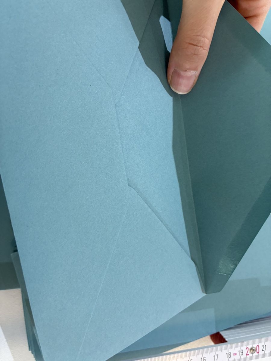 Buste & buste per spedizione: Titel: 40 Stück elegante blaue Geschenkuverts  – Nuovo e nell'imballaggio originale da St. Gallen venduto da jan_9rdj 2