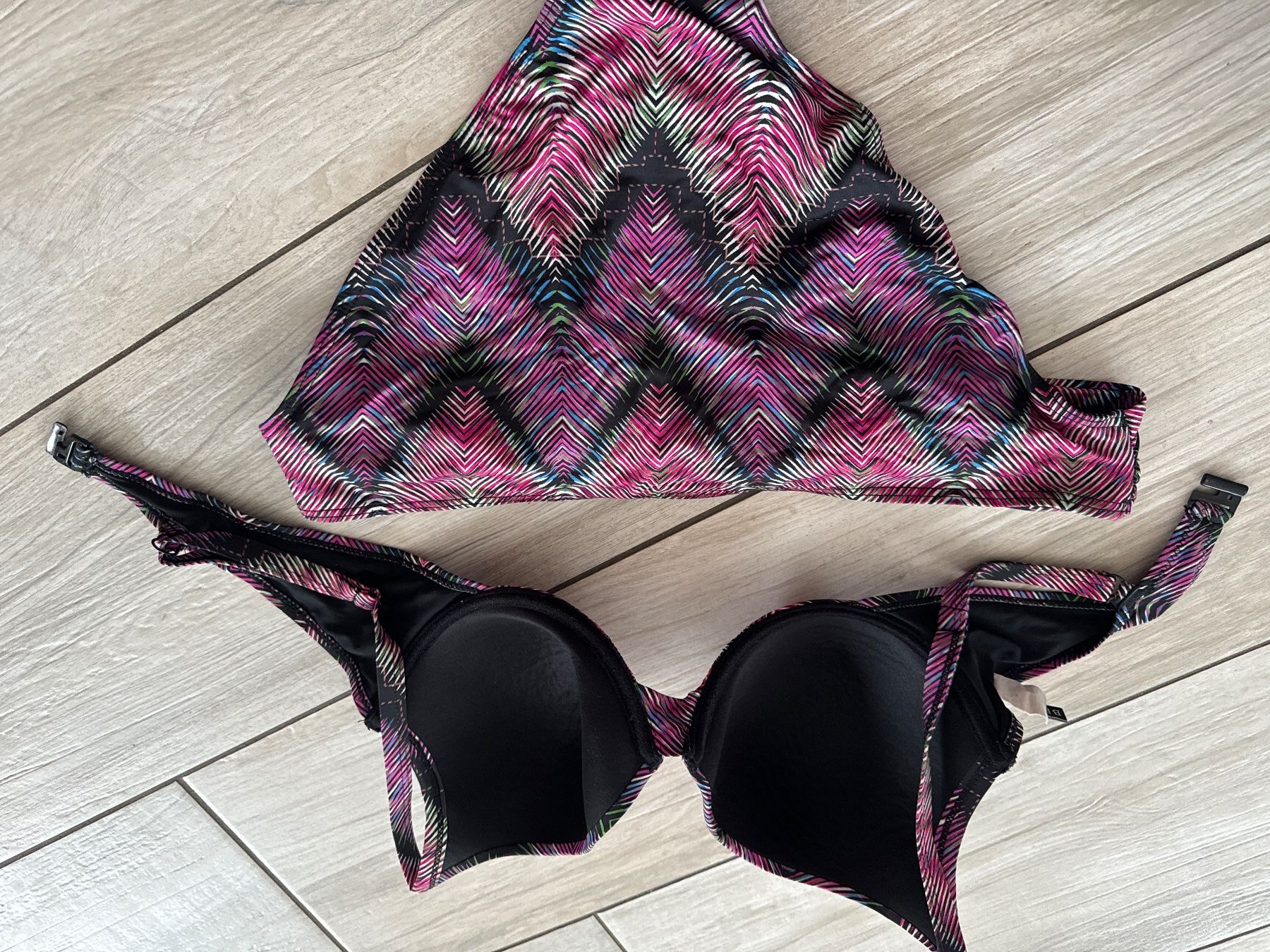 Beldona Badekleider & Bikinis: Beldona Bikini 40 D – Gebraucht aus Gelterkinden von  3