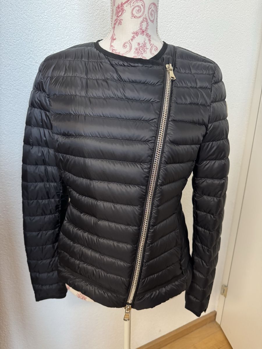 Moncler Giacche: Moncler-Jacke / Londres – Nuovo (secondo la descrizione) da Schöftland venduto da Guccigirl