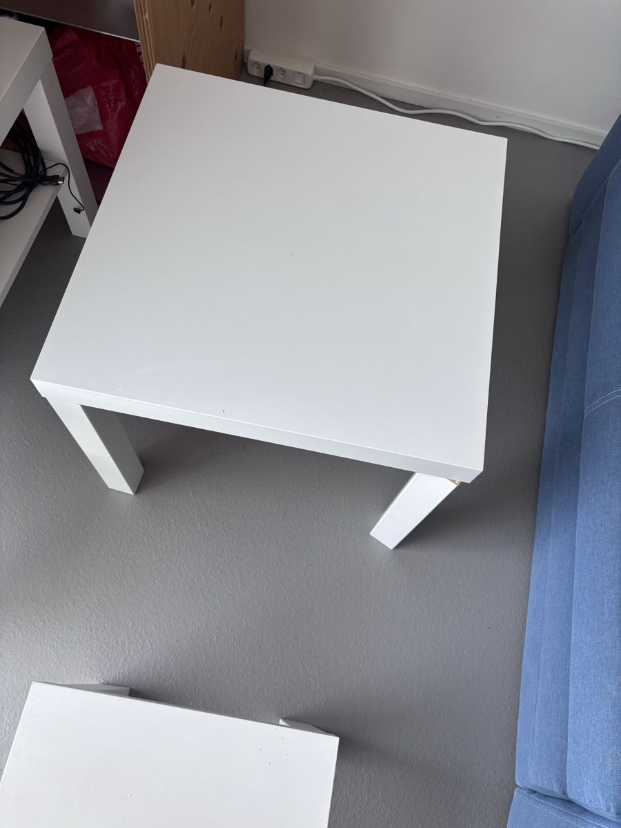 Ikea Tavoli: White Side Table/Coffee Table - Modern Style - Chic! – Usato da Chavannes-Renens venduto da ami_pr7x 2