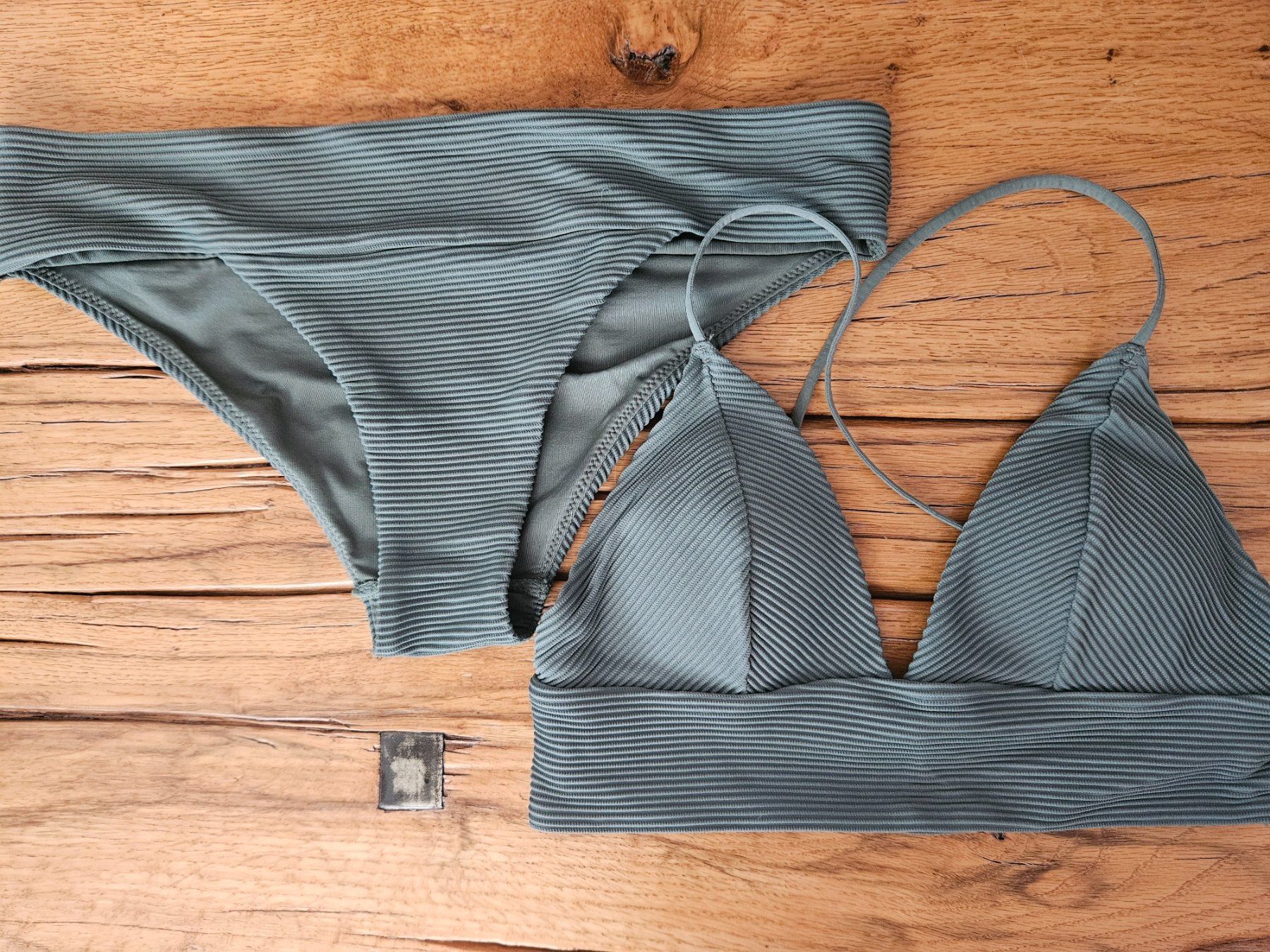 H&M Costumi da bagno & Bikini: Bikini-Set superschönes grün, Grösse S – Nuovo (secondo la descrizione) da Niederbipp venduto da FeenWERK 1