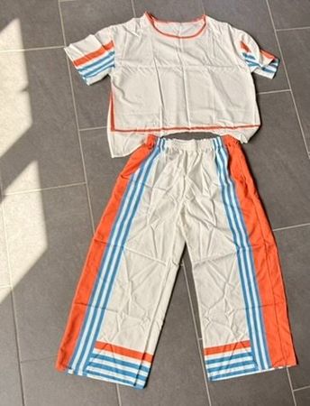 Zweiteiler Damen Weiss Orange Blau Grösse M neu
