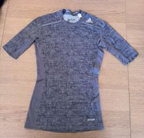 Adidas techfit compression sports top - size L