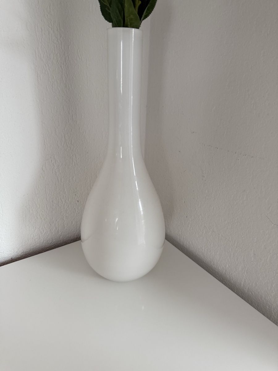 Vasen & Gefässe: Vase ohne Blumen – Gebraucht aus Gossau SG von cuk_fyc6 1