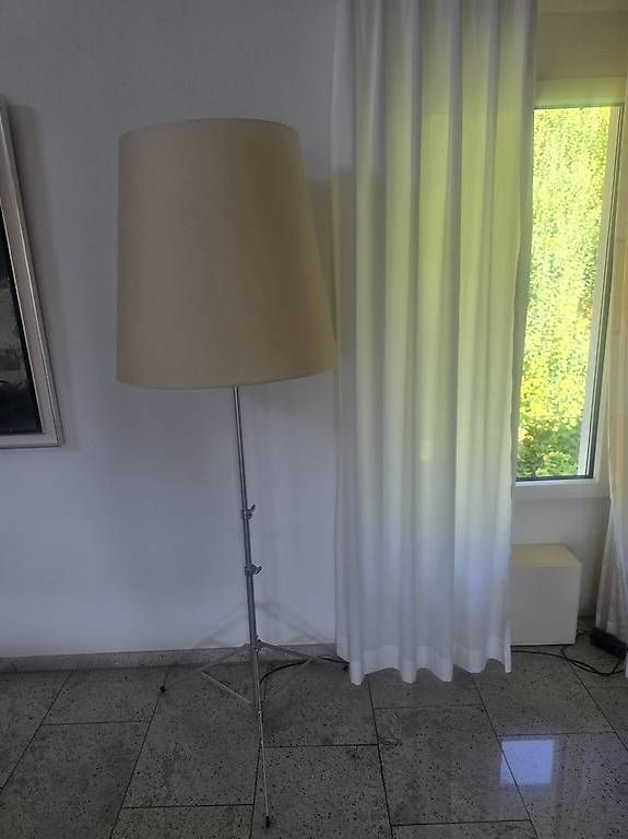Lampade: Pallucco Gilda Stehleuchte – Usato da Luzern venduto da ChristianK02